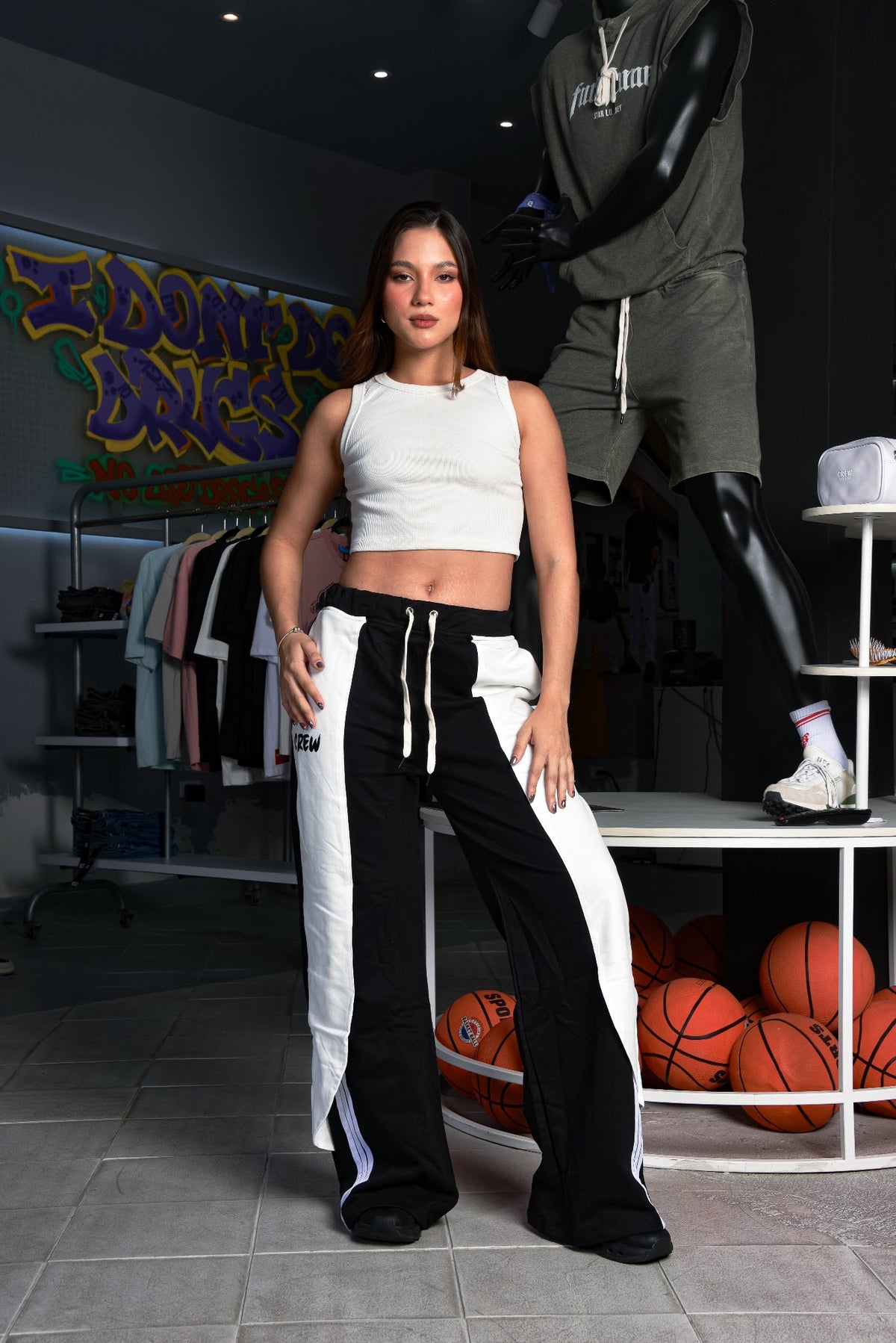 Mujer - Pantalón negro y blanco CREW